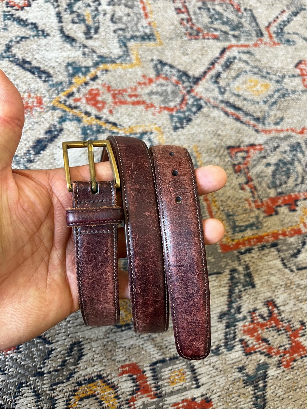 Trafalgar Distressed Brown/Oxblood Leather Men's Belt with Brass Buckle